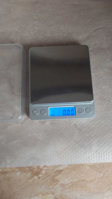 Zestaw kawowy Ekspres przelewowy + młynek Hario + wagi + spieniacz