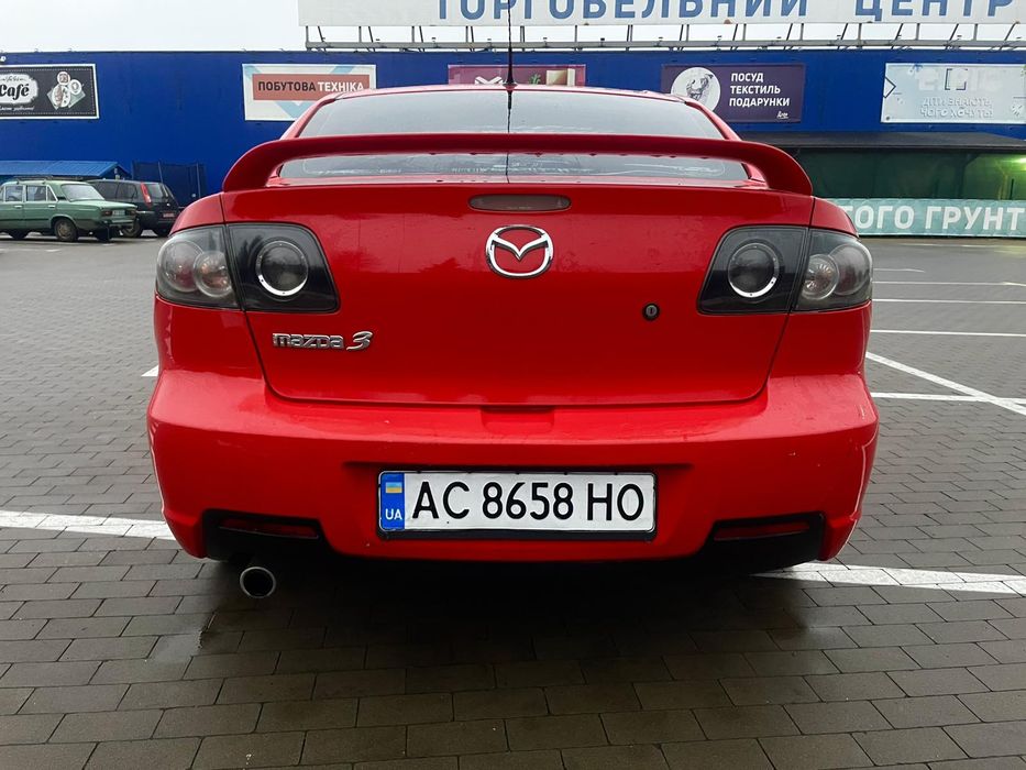 Mazda          3