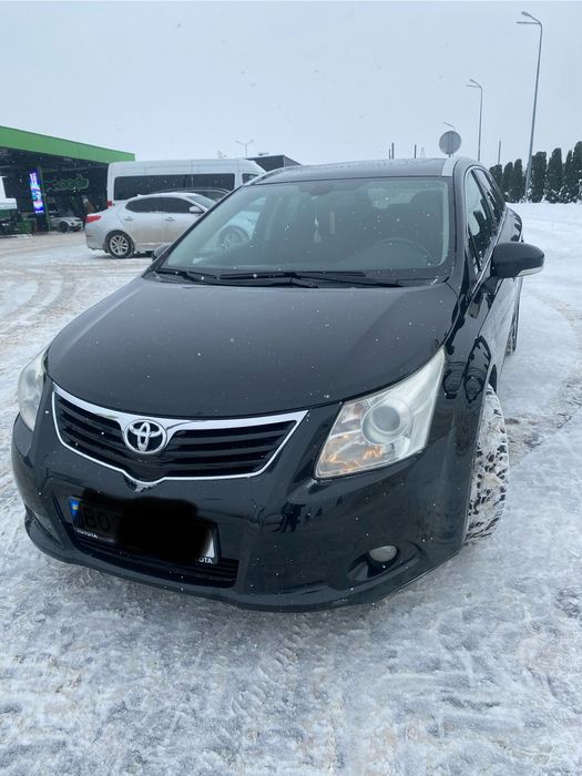 Тойота авенсіс т 27