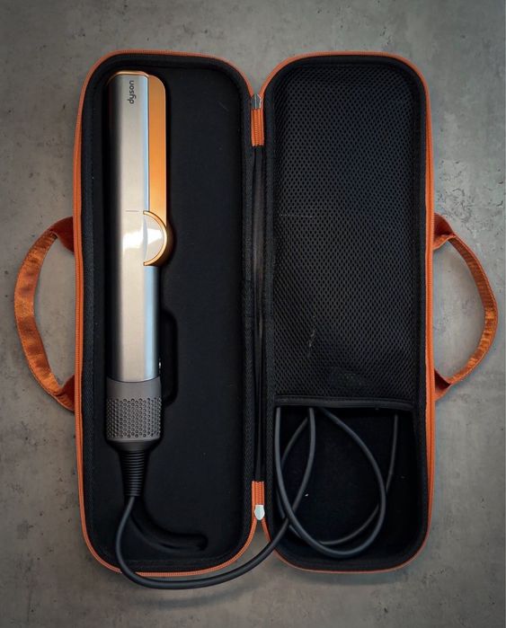 Dyson Airstrait фен