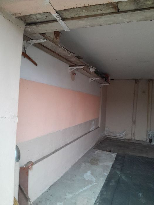 Гараж приватизований, пл 22,2 м2. Cирецька, 39. без торгу