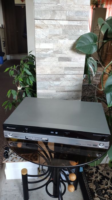 DVD-рекордер Pioneer DVR-550H-S