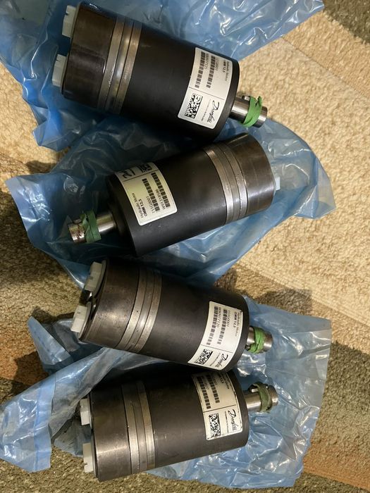 Продам нові оригінальний гідромотор Danfoss OMM 12,5.