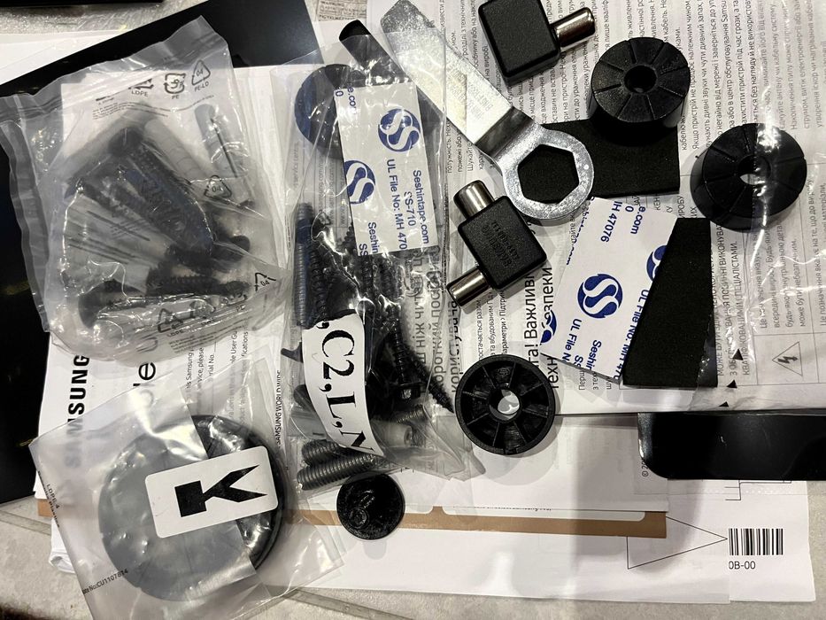 Кріплення Samsung Wall Mount для телевізорів 43-85