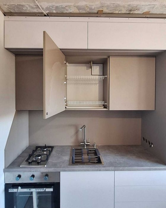 Срочно!Сдам1ком.кв.для девушки-женщины,район  98 квартал.