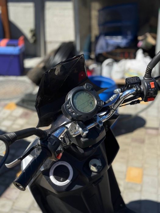 Скутер 150кубов Spark