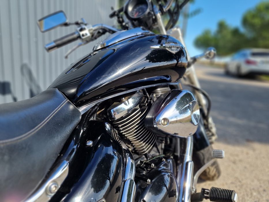 Suzuki Intruder M800