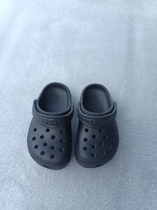 Детские шлепанцы Crocs р24