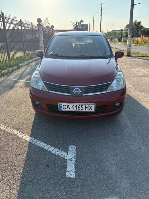 Продам Nissan Tiida
