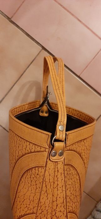 Trzy torebki Louis vuitton, Laurent, Noma