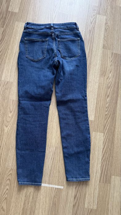 Джинси H&M (EU 36)  S гарна посадка, як нові