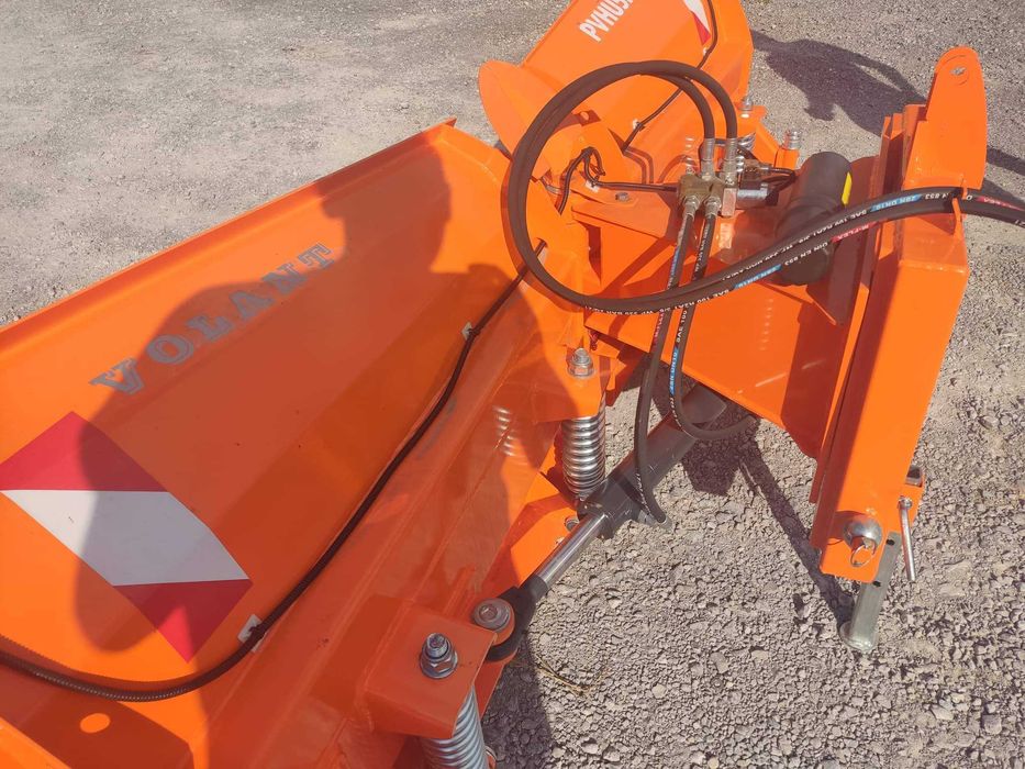 Pług do śniegu masywny Volant 2,5-3,2m hydrauliczny strzałka składany