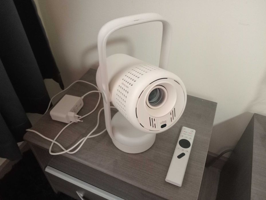 Projector Xgimi Vibe One