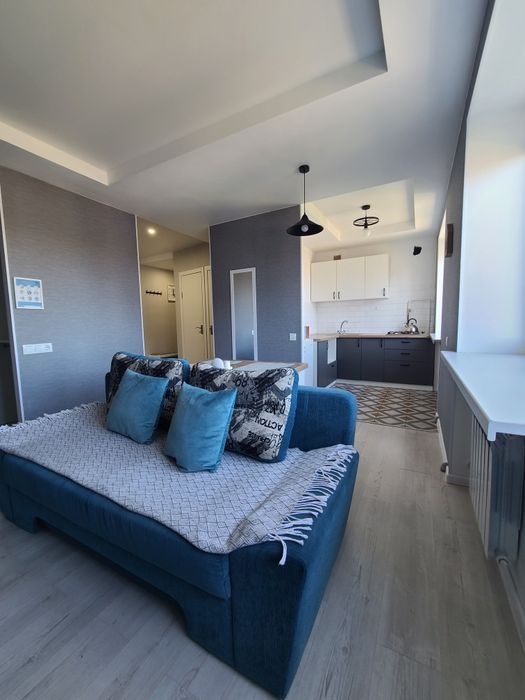 Затишна студія в центрі з балконом і видом на місто