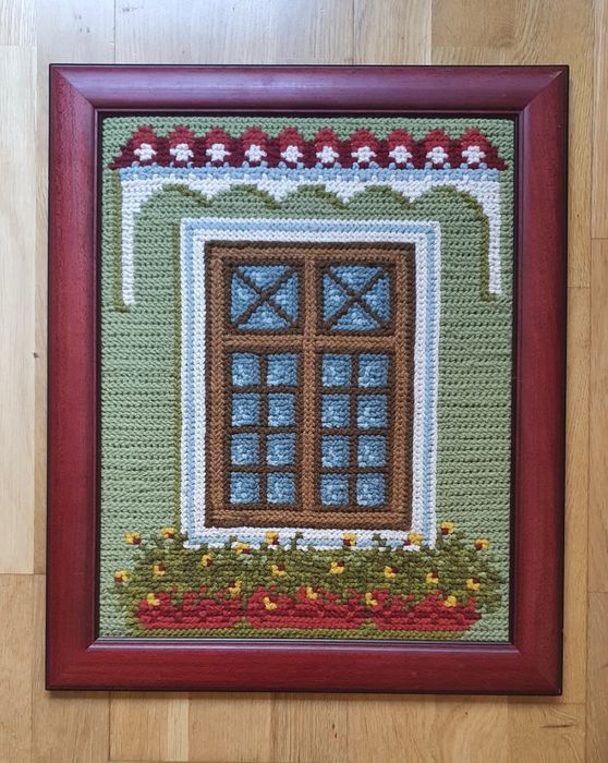 Quadros e almofada em Arraiolos