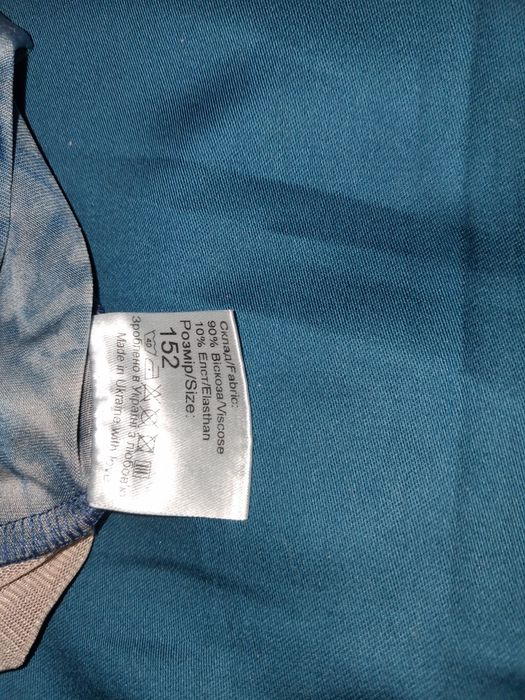 Купальник 10-12 років 152см