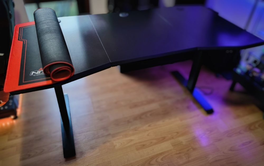 Secretária Gaming Nitro Elétrica