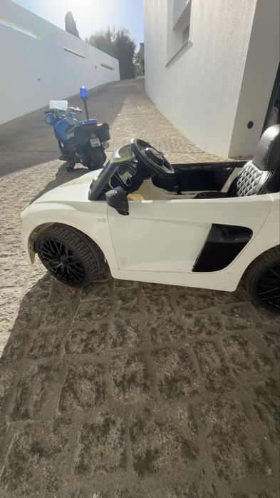 Audi r8 bateria criança