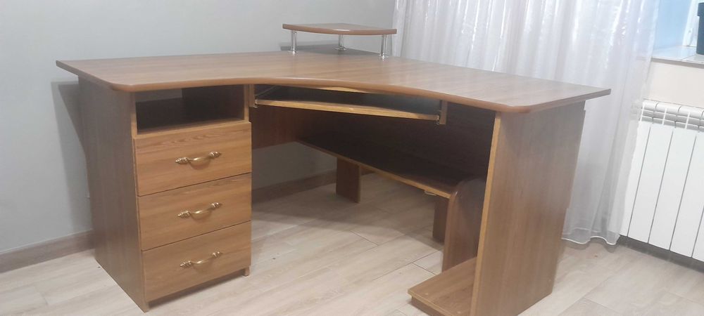 Стіл робочий, б/у