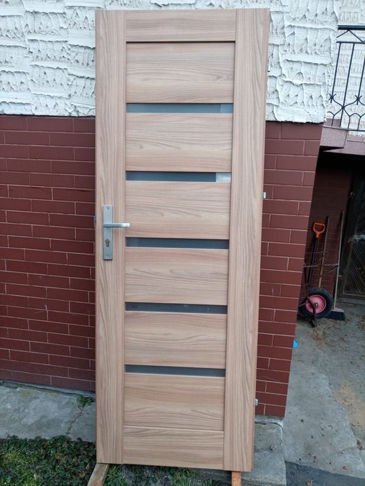 Drzwi wewnetrzne pokojowe 70 L/P