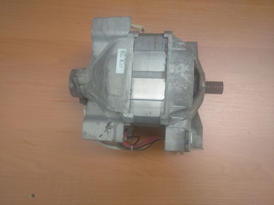 Мотор, ел. двигун пральної машини Whirlpool