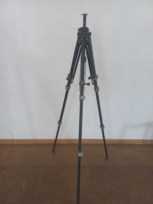 Tripé Slick Universal U212