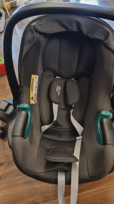 Britax Romer baby safe 3 baza obrotowa