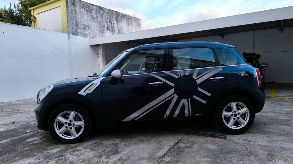2011 Motor BMW - mini one countryman