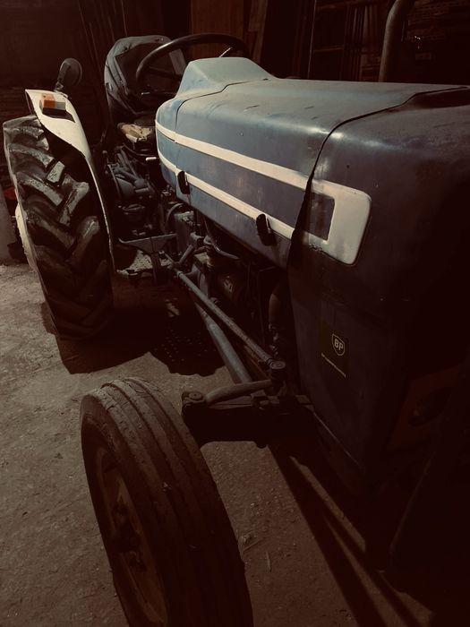 Trator Ford 3600 usado