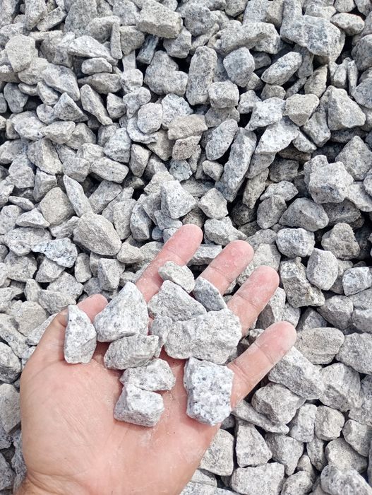 Grys granitowy, otoczaki, kora kamienna, sosnowa, piasek, ziemia