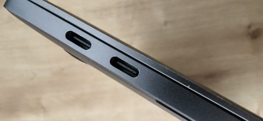 MacBook pro 13,3 ,i5, 16gb ram, SSD 256 rok 2018