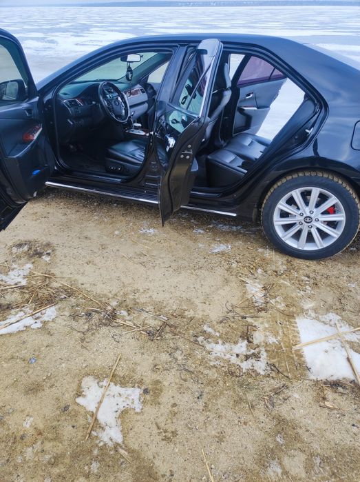 Toyota Camry 50  2011р