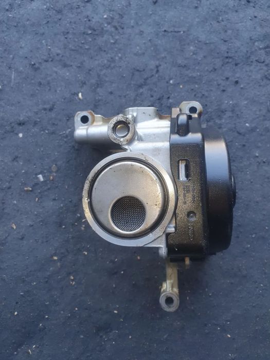 pompa oleju ford 1.0 ecoboost focus fiesta