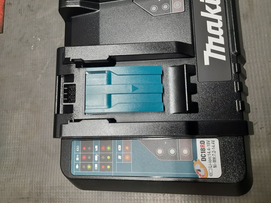 Ładowarka Makita podwójna DC18RD NOWA gwarancja