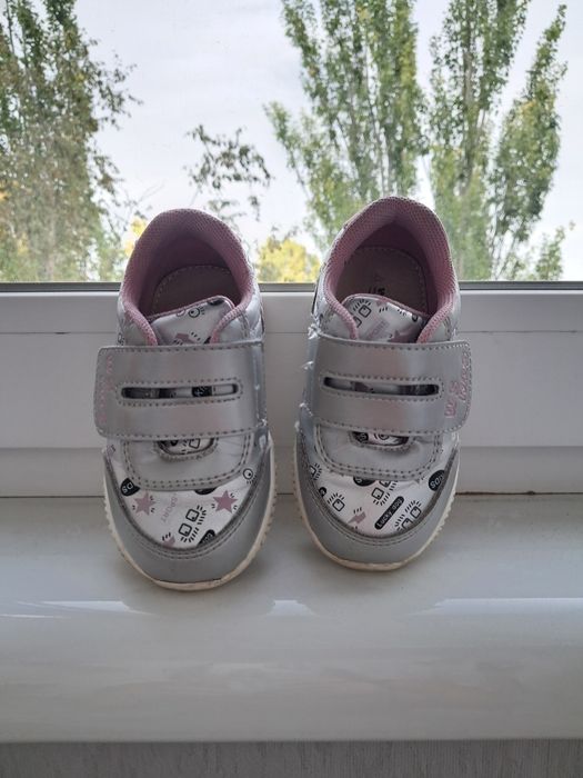 Кроссовки, ботинки для девочки