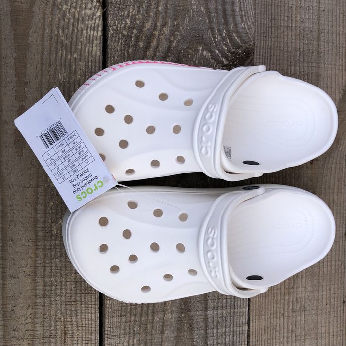 Женские Кроксы Белые Crocs Bayaband LogoMotion