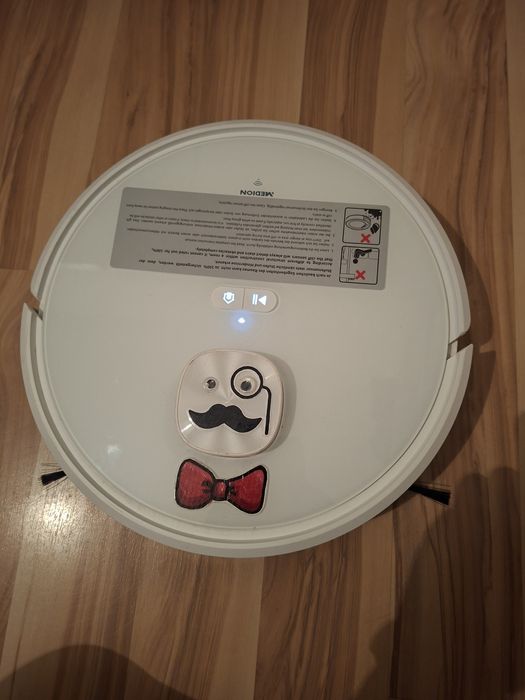 Robot sprzątający Medion 2w1 – odkurzacz, mop, stacja samoopróżniająca