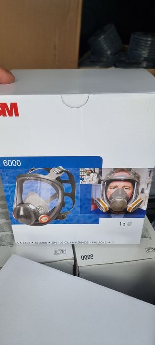 Maska 3M 6800 pelnotwarzowa