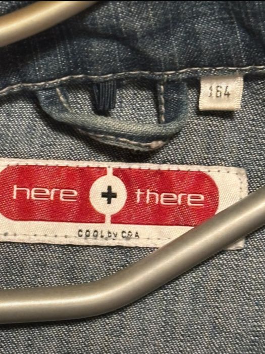 Casaco de ganga tam 164/ S  Here+There. Excelente estado