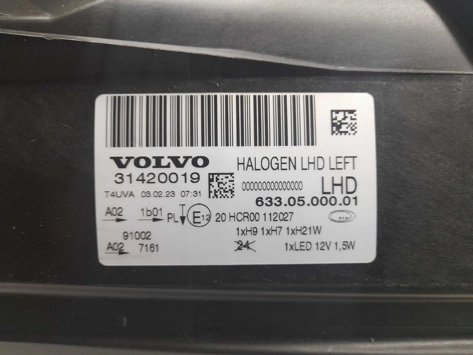 Otica  nova volvo V70