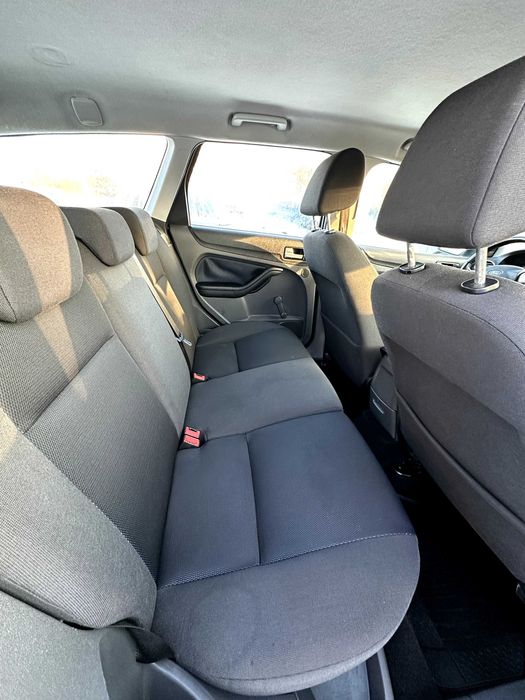 Продам Ford Focus 2005 рік можлива розстрочка,кредит,обмін!