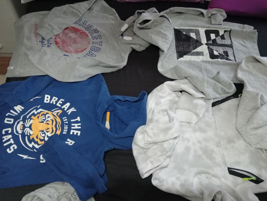 Swets com e sem capuz.quentinhas em bom estado geral