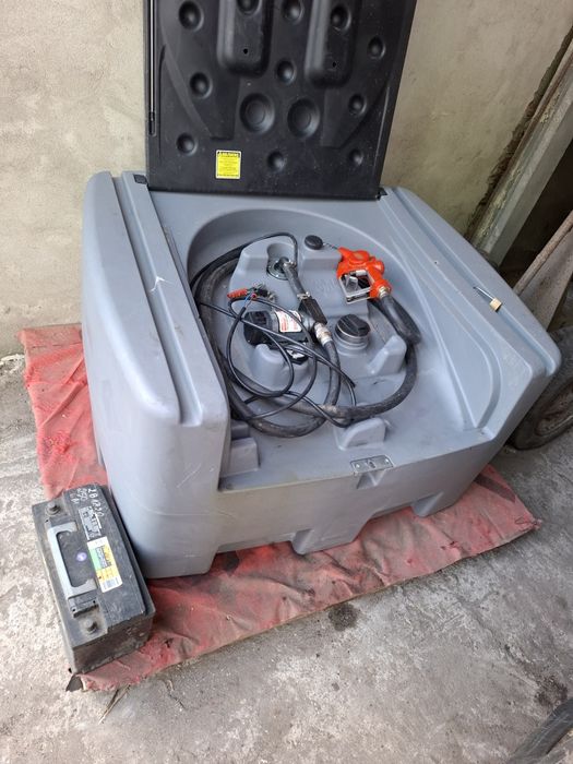 Sprzedam zbiornik na paliwo