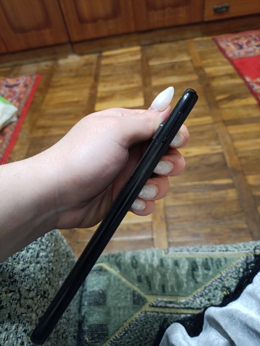 Продам телефон Xiaomi Redmi Note 7