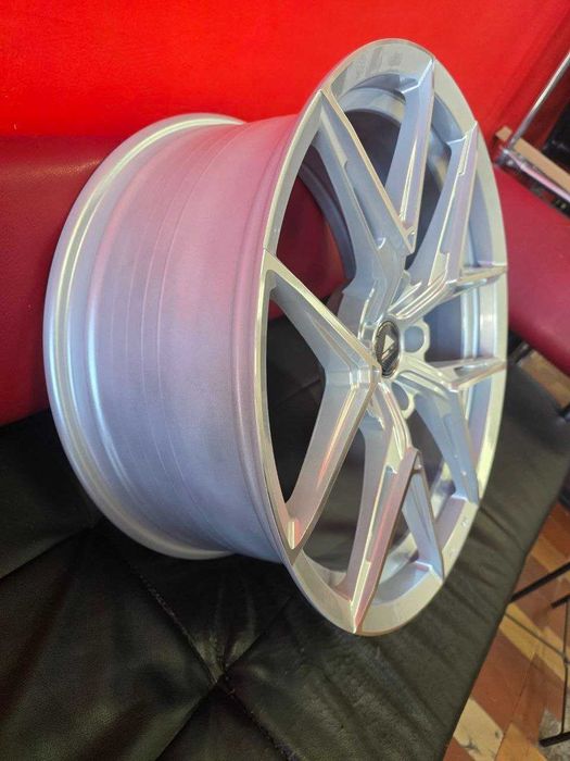Диски Vorsteiner R19 5x114.3 Toyota Camry Lexus ES Mazda CX-5