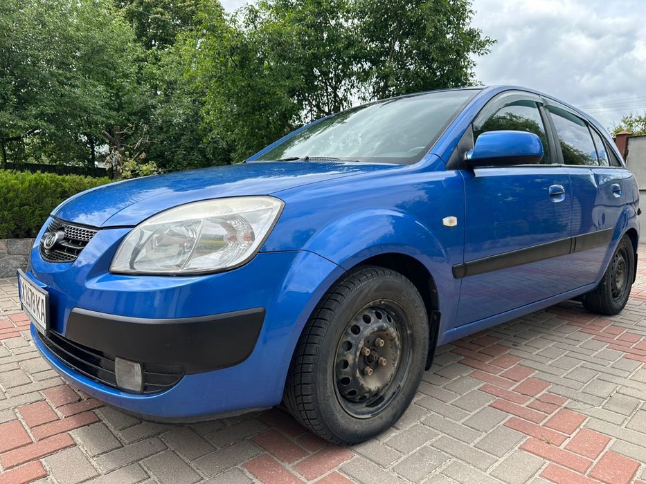 Kia rio хетчбек 2006 року