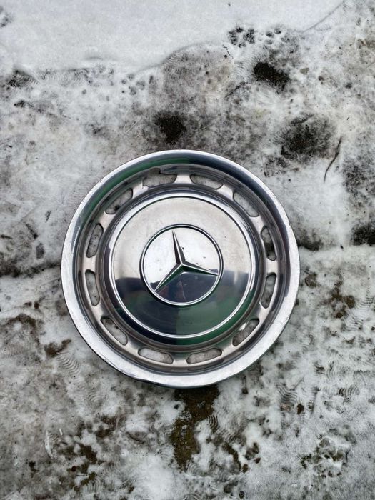 Продам оригінальний металевий ковпак Mercedes-bens