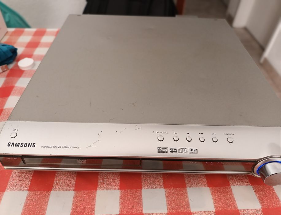 Leitor DVD vintage- Samsung HT-DB 120