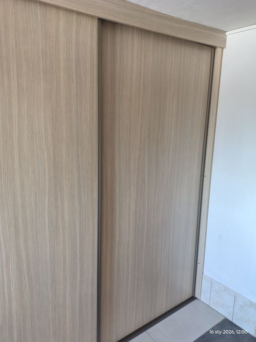 Duża szafa, garderoba  plus szafka boczna