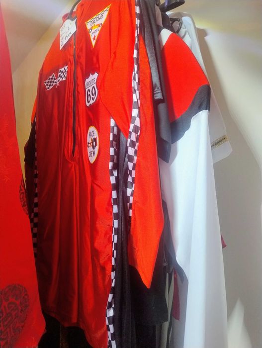 Sprzedam stroje karnawałowe dla dorosłych